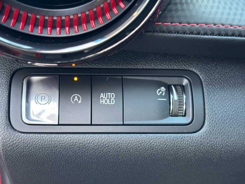 Chevrolet Equinox Vehicle Image 11