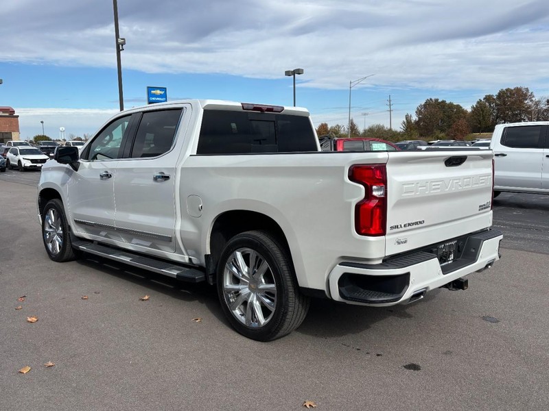 Chevrolet Silverado 1500 Vehicle Full-screen Gallery Image 06
