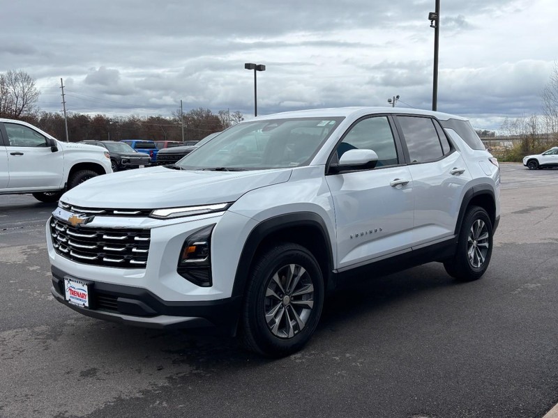 Chevrolet Equinox Vehicle Full-screen Gallery Image 07