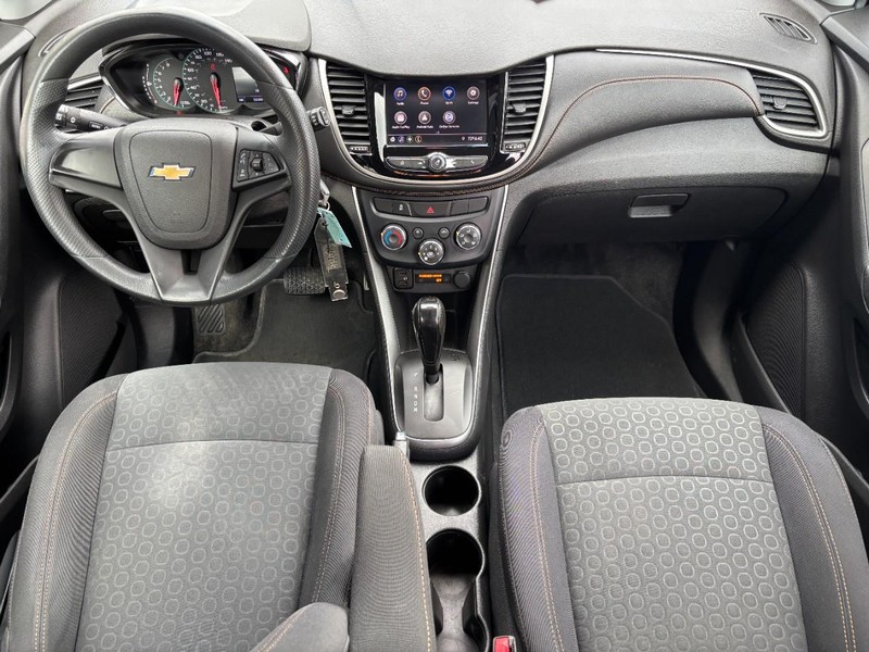 Chevrolet Trax Vehicle Image 10