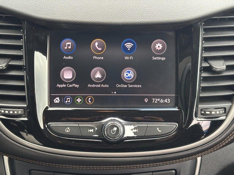 Chevrolet Trax Vehicle Image 12