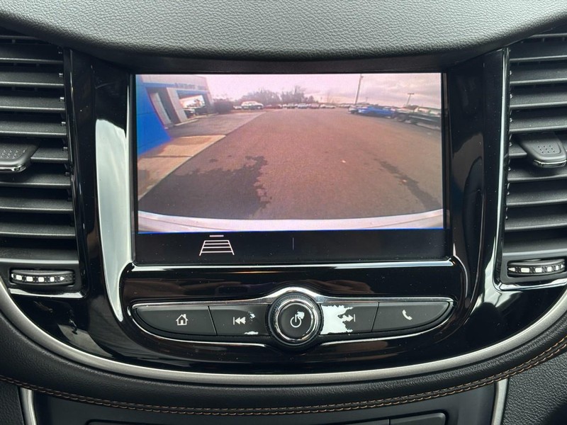 Chevrolet Trax Vehicle Image 19
