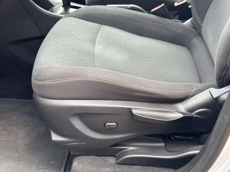 Chevrolet Trax Vehicle Image 22