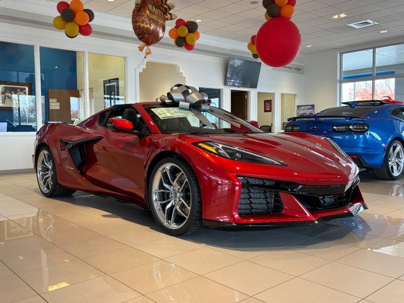 Chevrolet Corvette Vehicle Image 02