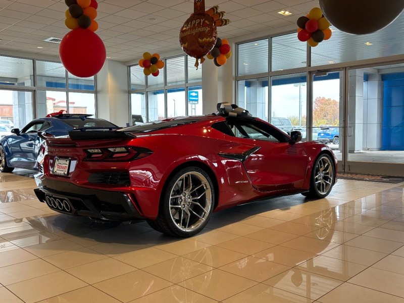 Chevrolet Corvette Vehicle Image 03