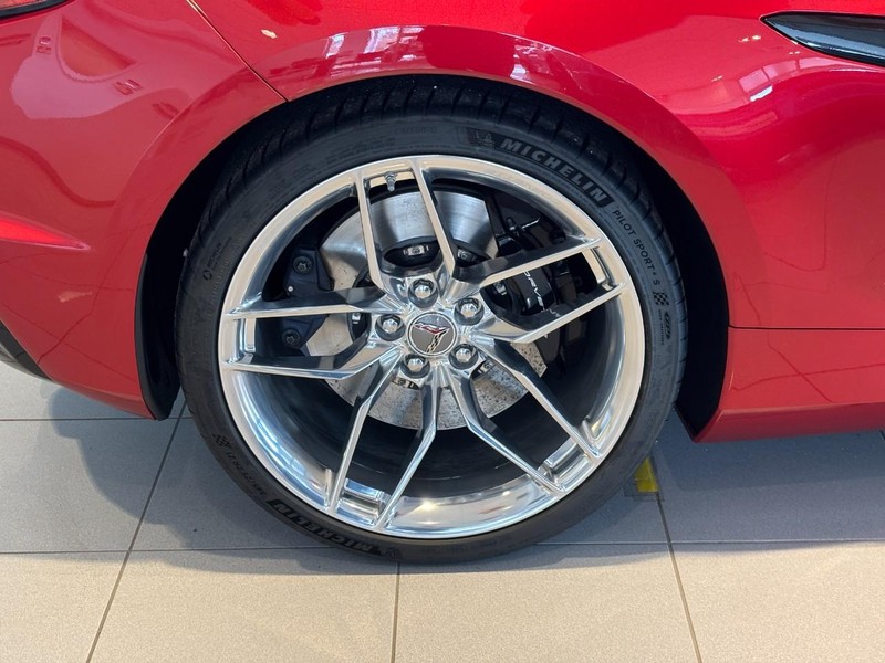 Chevrolet Corvette Vehicle Image 04