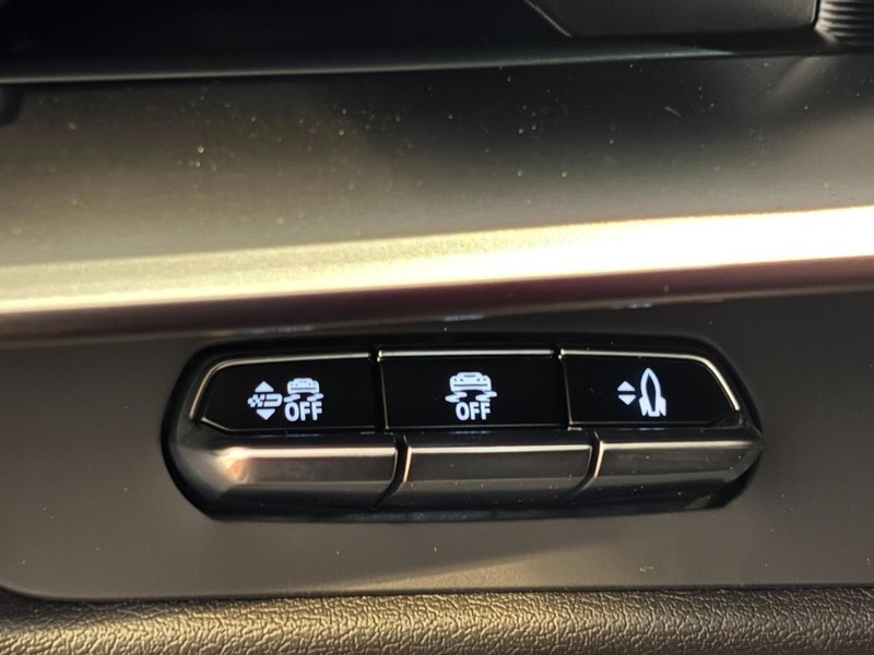 Chevrolet Corvette Vehicle Image 07