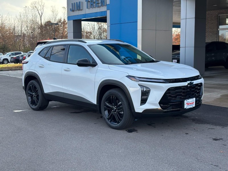 Chevrolet Trax Vehicle Image 02