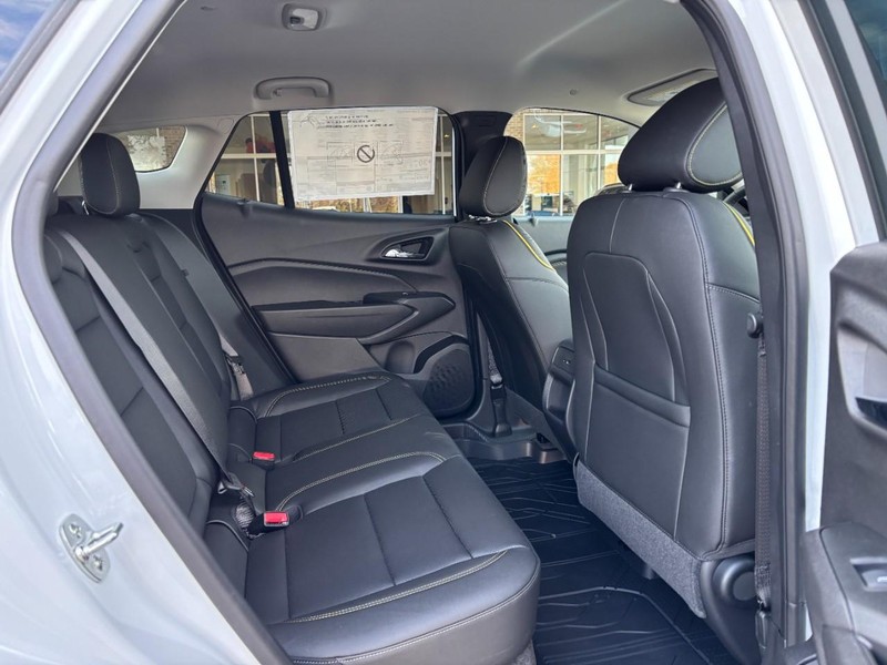 Chevrolet Trax Vehicle Image 05