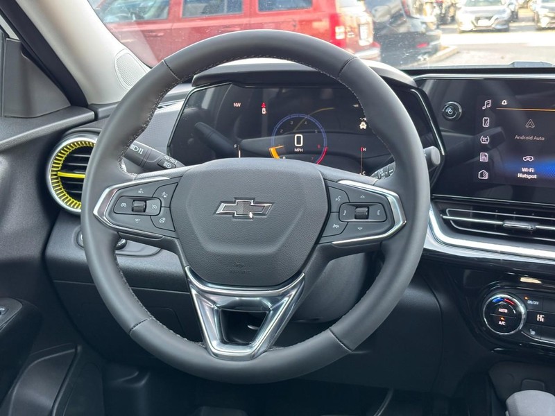 Chevrolet Trax Vehicle Image 07