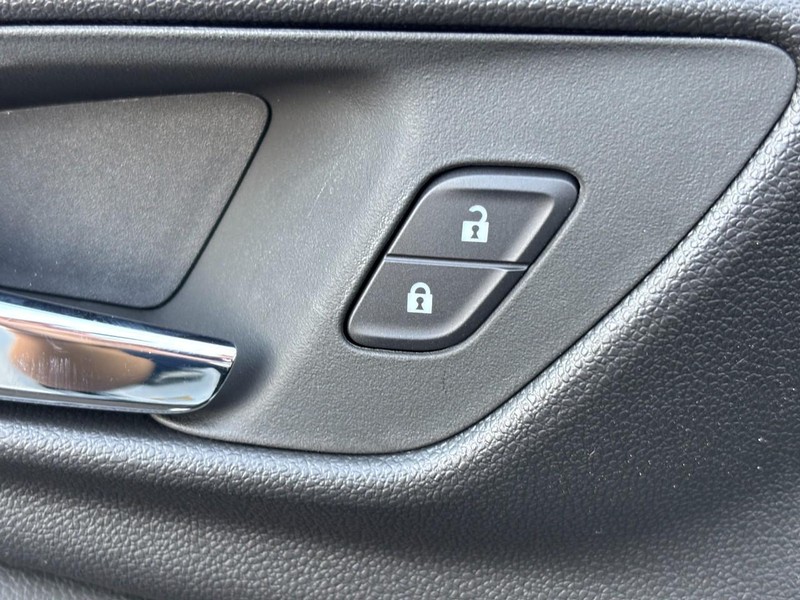 Chevrolet Trax Vehicle Image 19