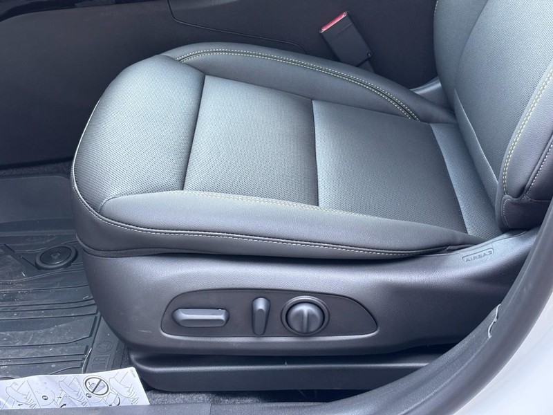 Chevrolet Trax Vehicle Image 20