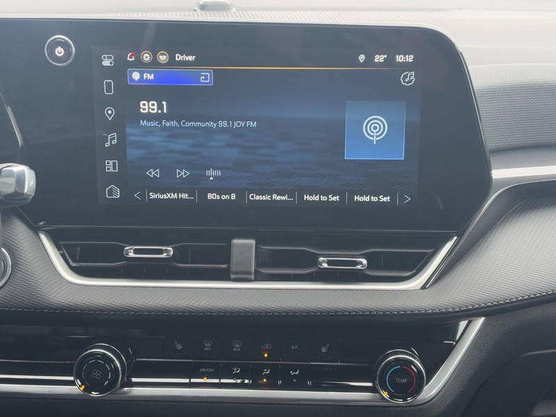 Chevrolet Equinox Vehicle Image 08