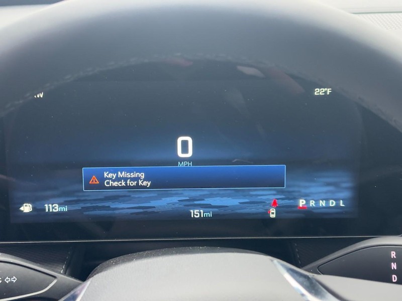 Chevrolet Equinox Vehicle Image 13