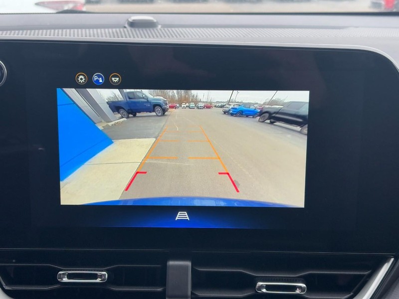 Chevrolet Equinox Vehicle Image 15