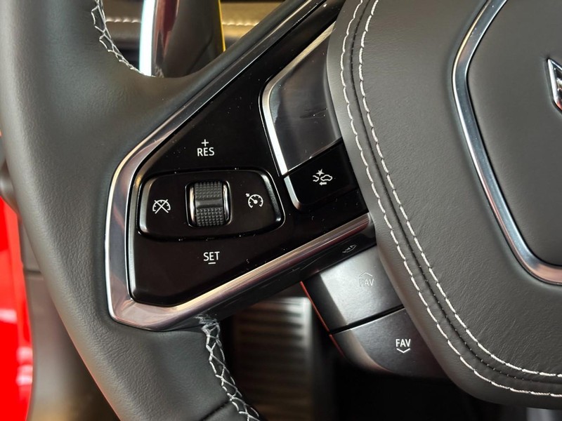 Chevrolet Corvette Vehicle Image 08