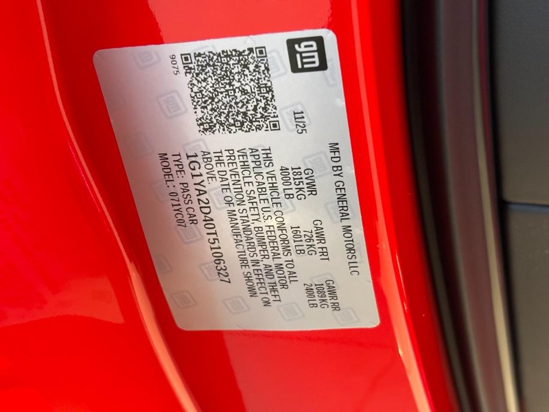 Chevrolet Corvette Vehicle Image 15