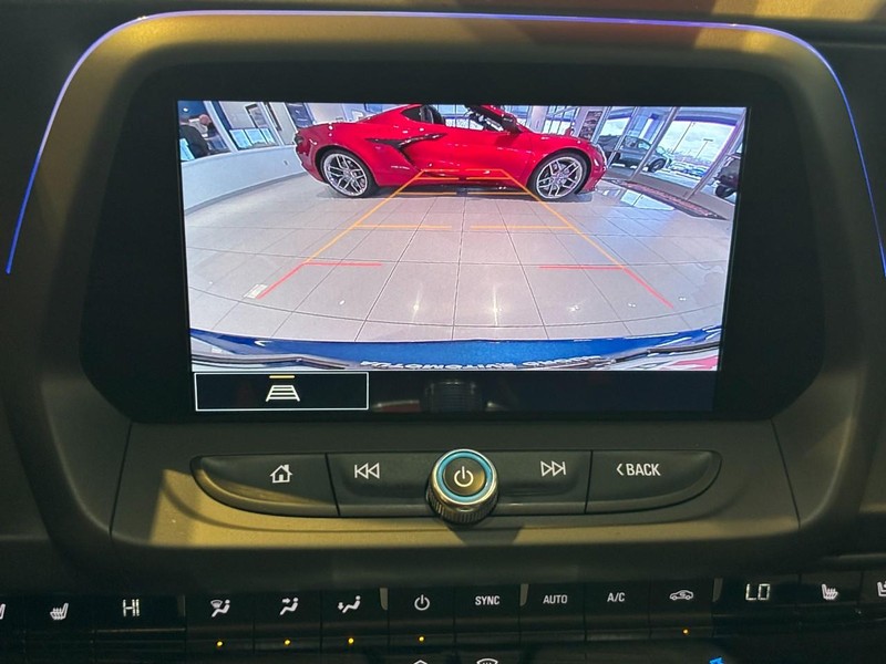 Chevrolet Camaro Vehicle Image 11