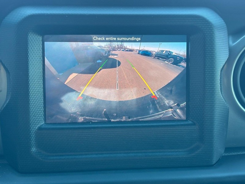 Jeep Wrangler Vehicle Image 21