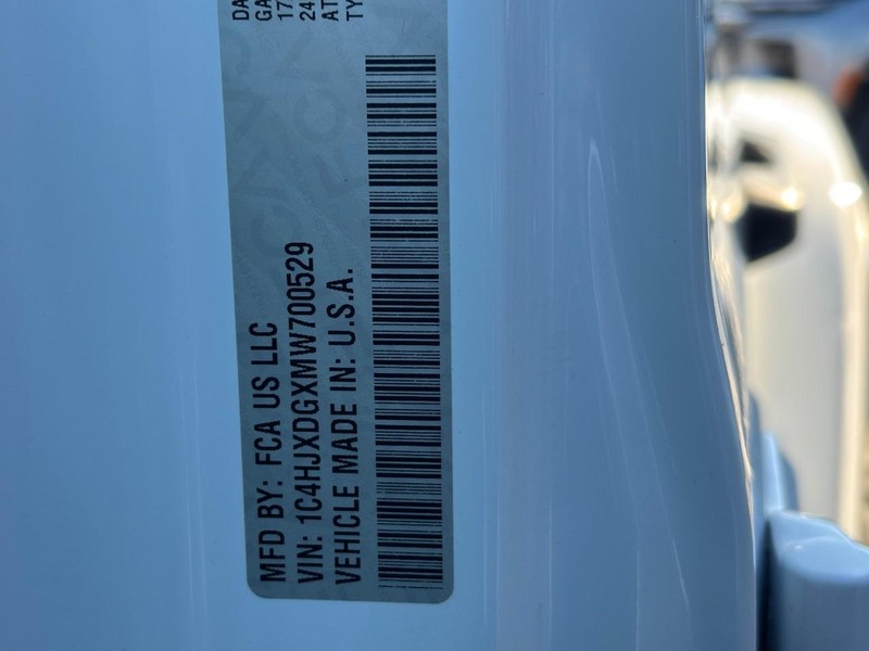 Jeep Wrangler Vehicle Image 26