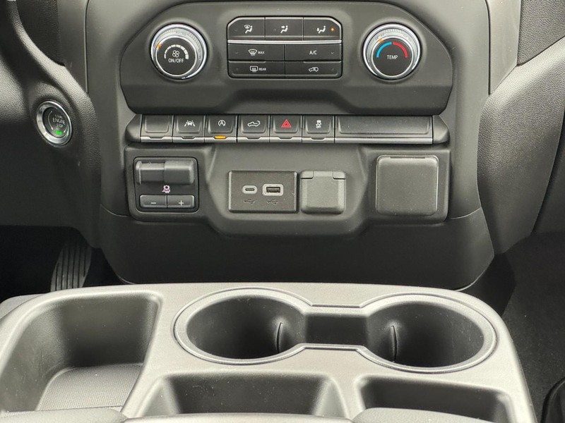 Chevrolet Silverado 1500 Vehicle Image 10