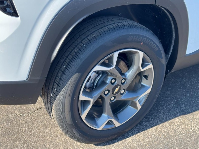 Chevrolet Trax Vehicle Image 04