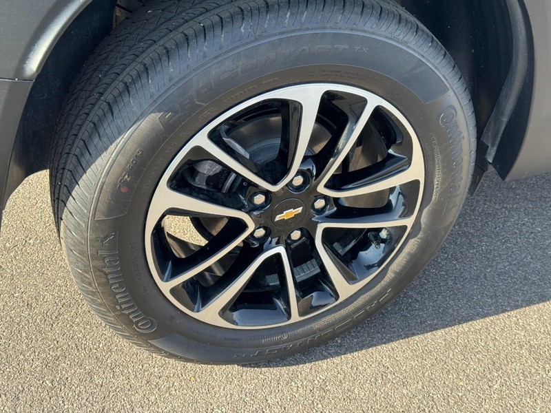 Chevrolet TrailBlazer Vehicle Image 04