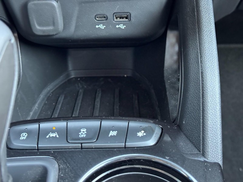 Chevrolet TrailBlazer Vehicle Image 15