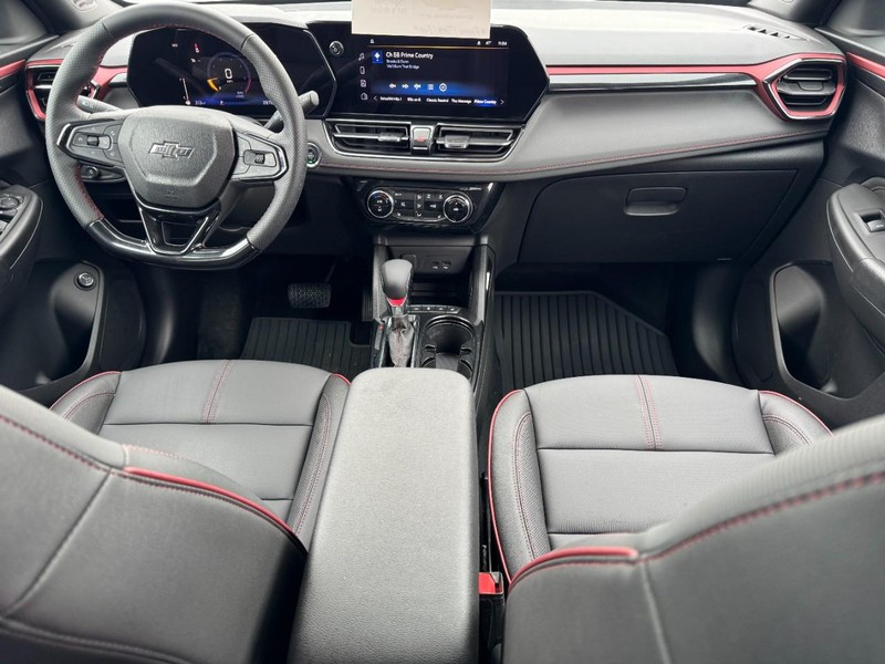 Chevrolet TrailBlazer Vehicle Image 06