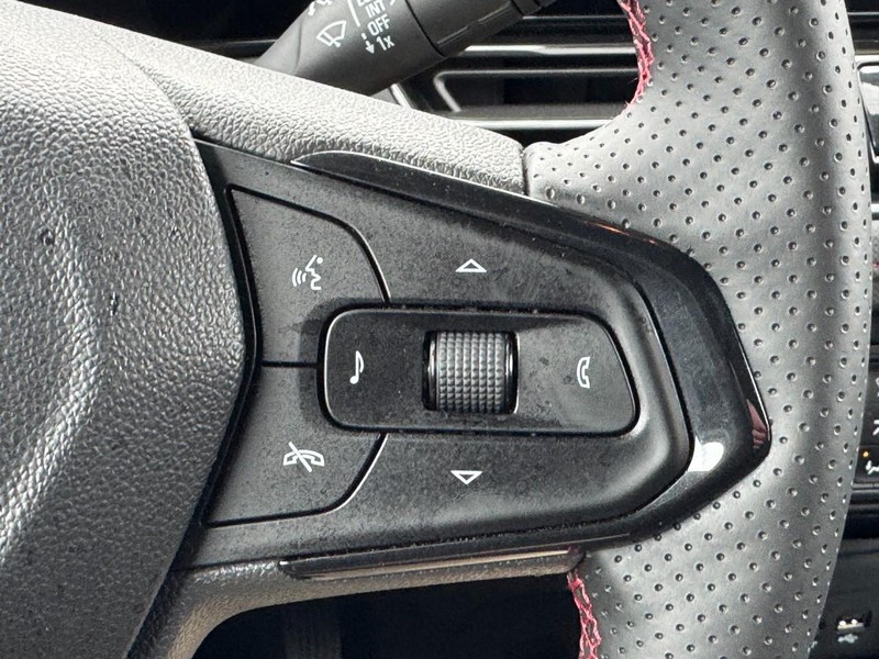 Chevrolet TrailBlazer Vehicle Image 13