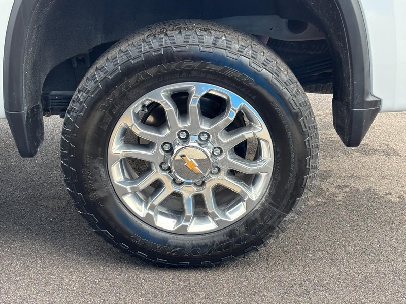 Chevrolet Silverado 2500HD Vehicle Image 07