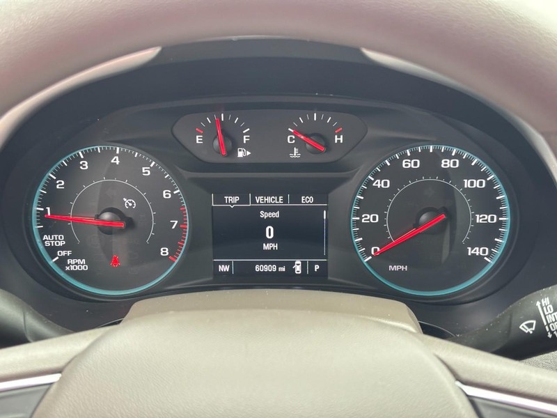 Chevrolet Malibu Vehicle Image 18