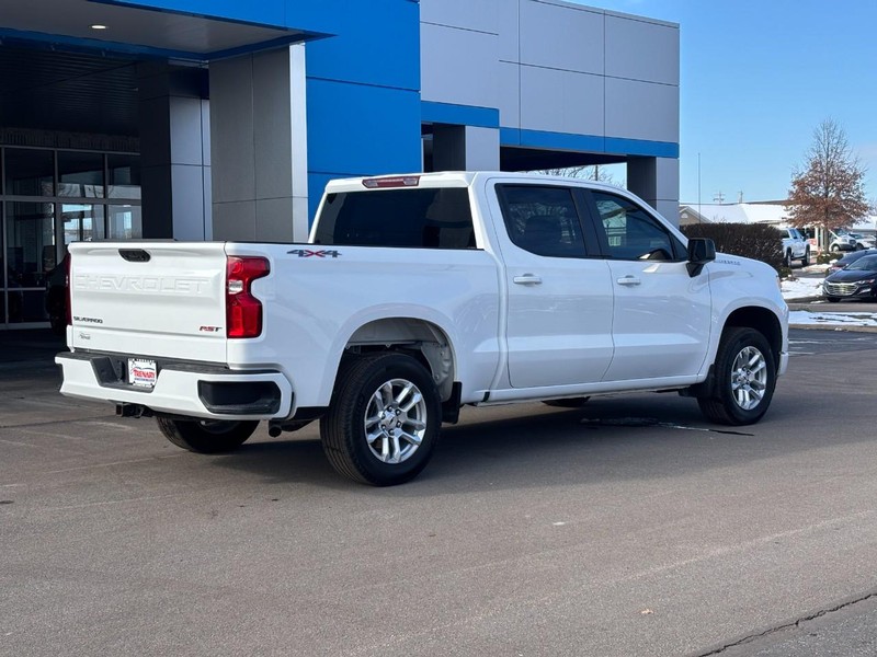 Chevrolet Silverado 1500 Vehicle Image 03