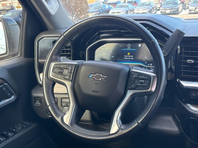 Chevrolet Silverado 1500 Vehicle Image 11