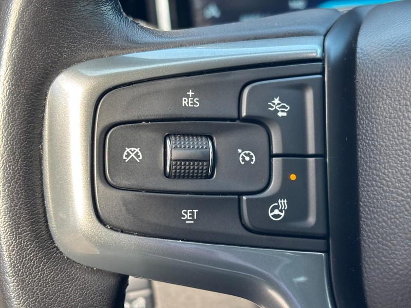 Chevrolet Silverado 1500 Vehicle Image 16