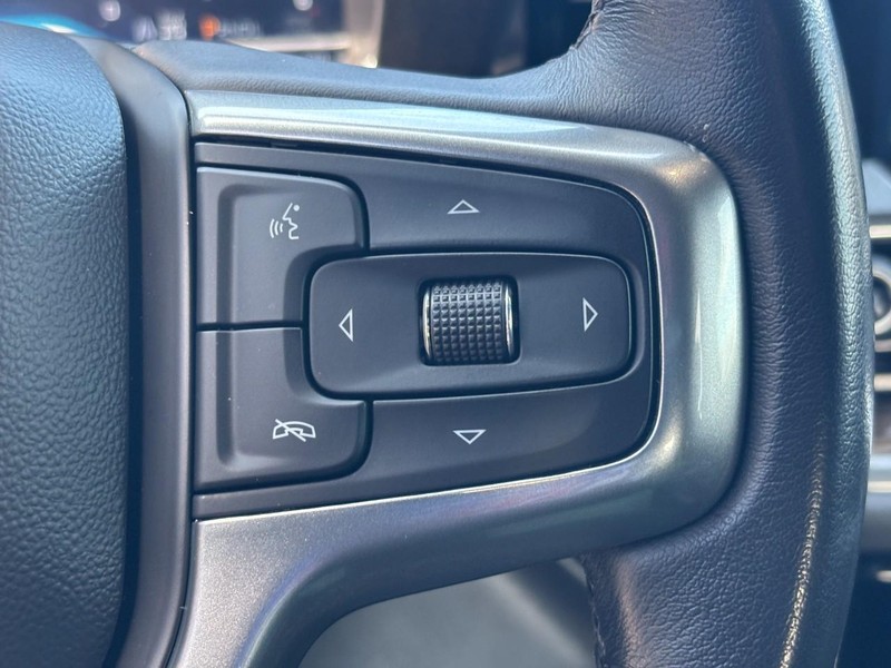 Chevrolet Silverado 1500 Vehicle Image 17