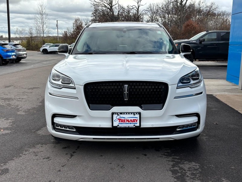 Lincoln Aviator Vehicle Image 09