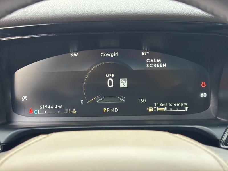 Lincoln Aviator Vehicle Image 20