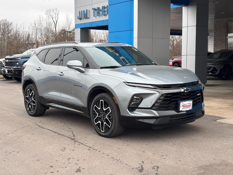 Chevrolet Blazer Vehicle Image 02