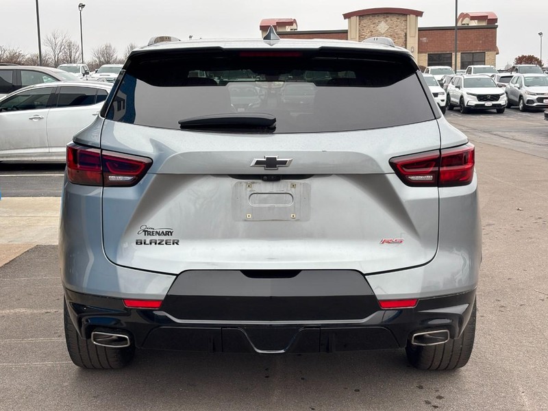 Chevrolet Blazer Vehicle Image 04