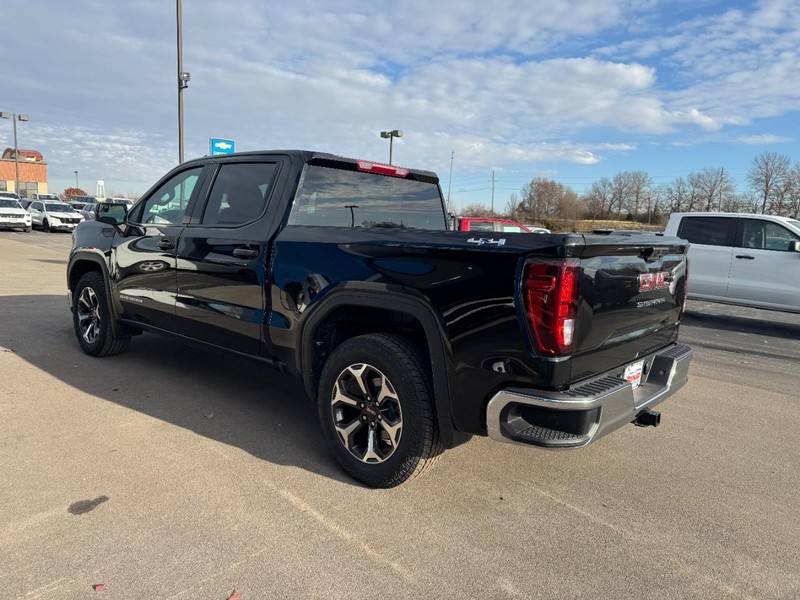 GMC Sierra 1500 Vehicle Image 06
