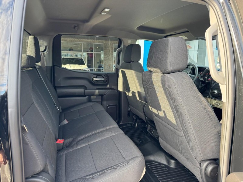 GMC Sierra 1500 Vehicle Image 10