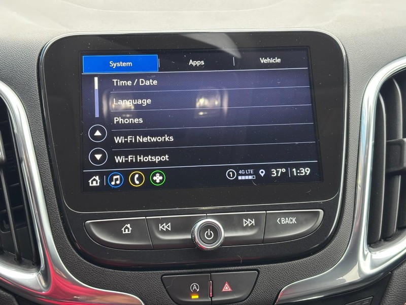 Chevrolet Equinox Vehicle Image 19