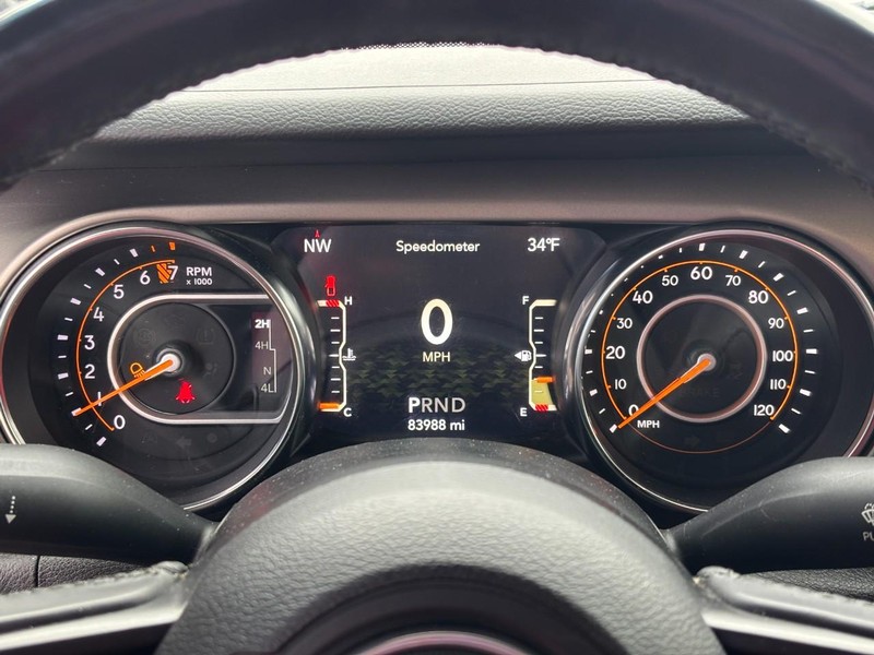 Jeep Gladiator Vehicle Image 18