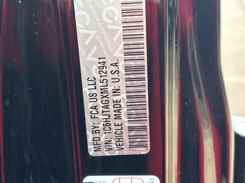 Jeep Gladiator Vehicle Image 24