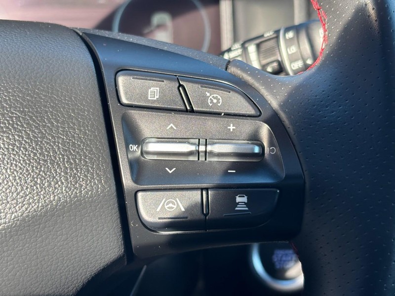 Hyundai Kona Vehicle Image 18