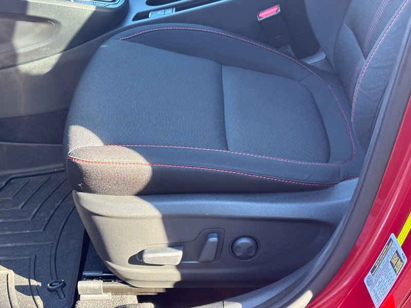 Hyundai Kona Vehicle Image 25