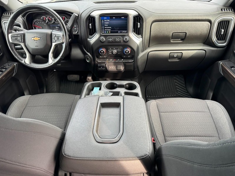 Chevrolet Silverado 1500 Vehicle Image 11