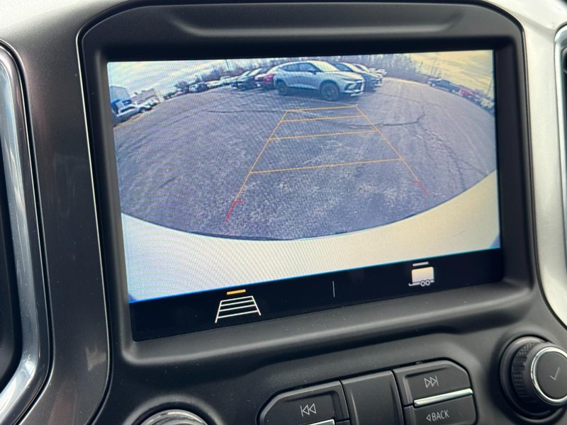 Chevrolet Silverado 1500 Vehicle Image 21