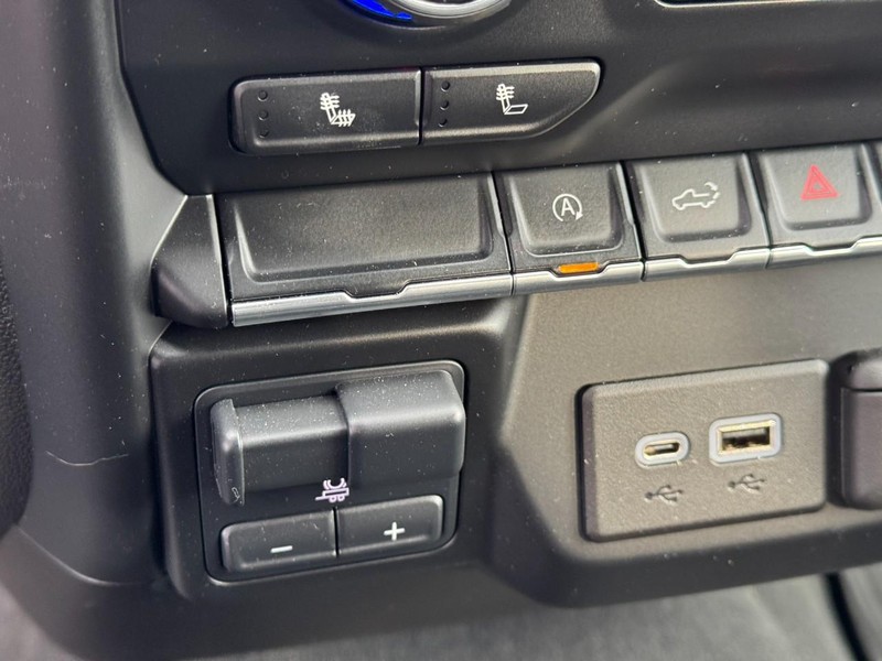 Chevrolet Silverado 1500 Vehicle Image 22